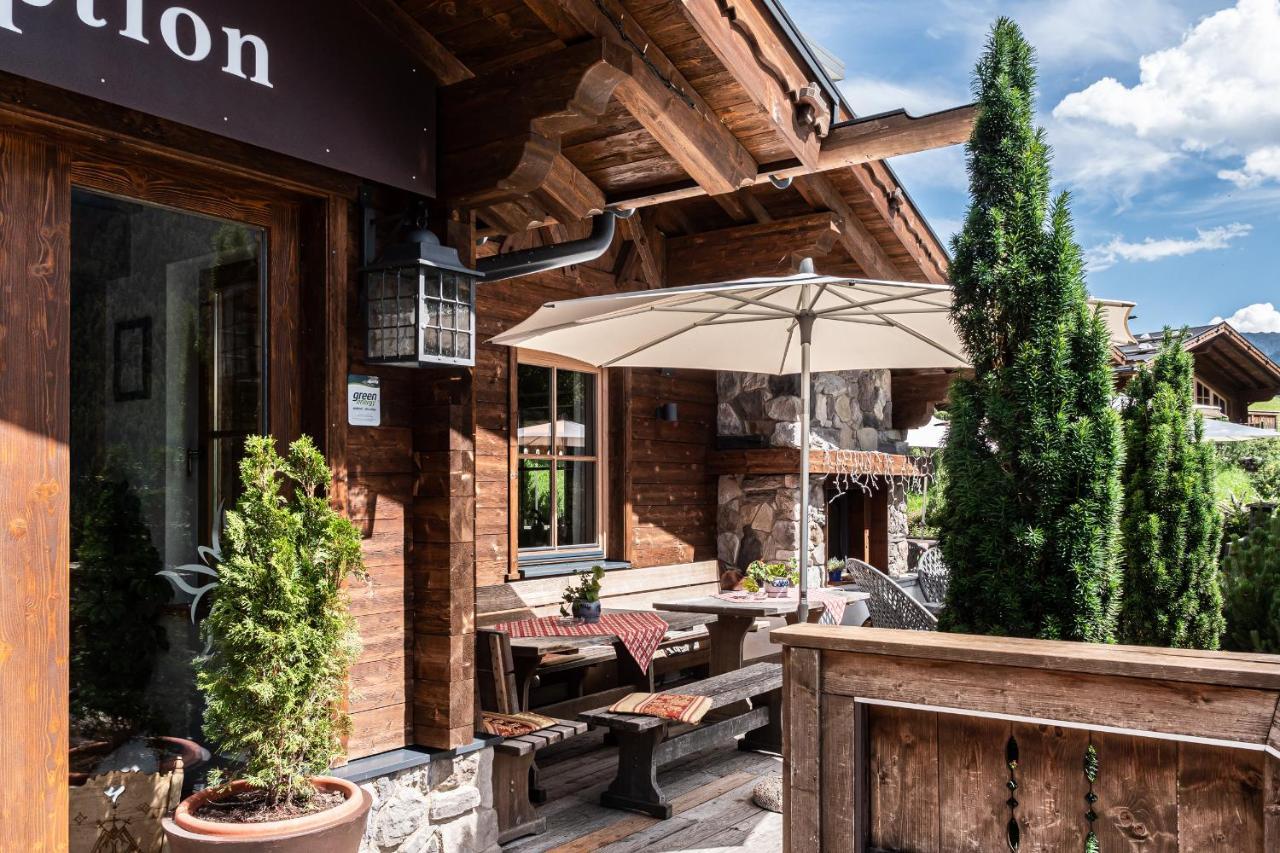 Madonna  Hotel & Chalets Edelweiss מראה חיצוני תמונה