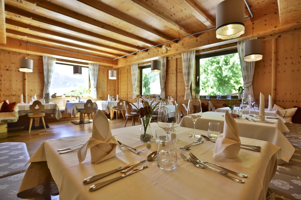 Madonna  Hotel & Chalets Edelweiss מראה חיצוני תמונה