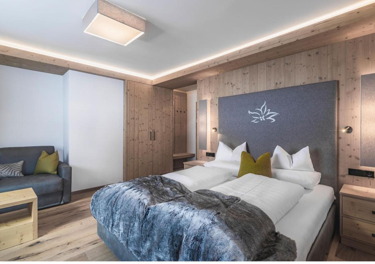 Madonna  Hotel & Chalets Edelweiss מראה חיצוני תמונה